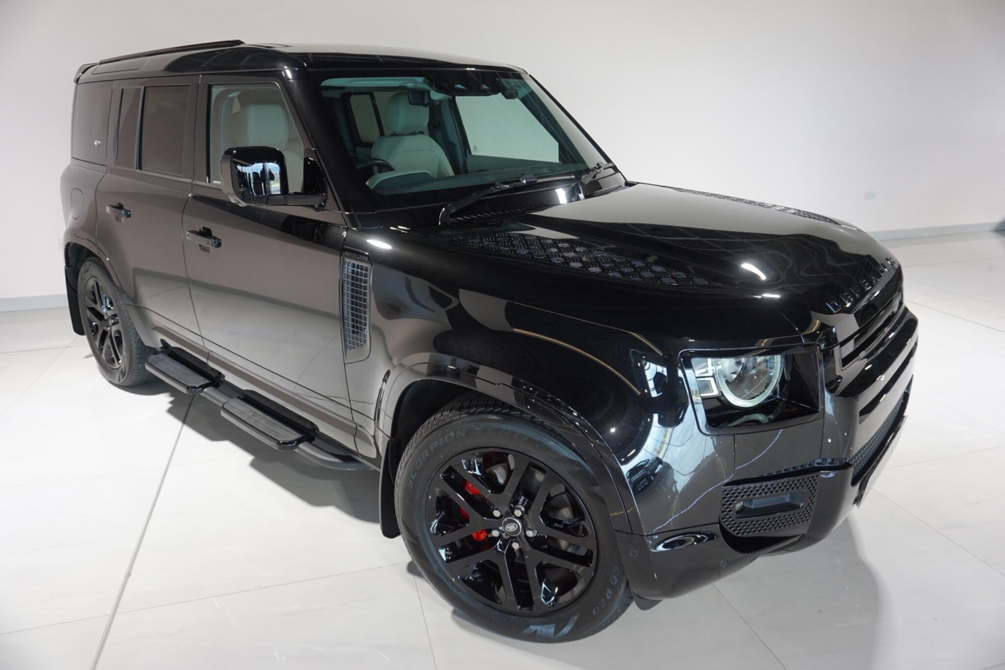 Land Rover Defender 110 3.0 D250 MHEV XS Edition SUV 5dr Diesel Auto 4WD Euro 6 (s/s) (250 ps)